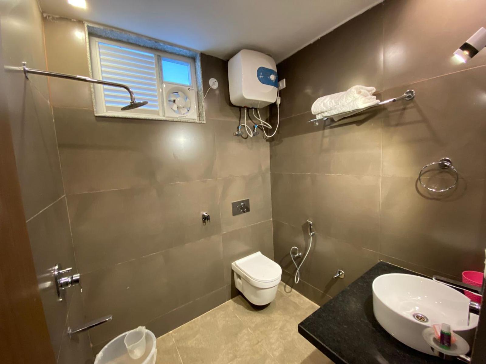 Bhīm Tāl The Aesthetic Hotel & Restaurant מראה חיצוני תמונה